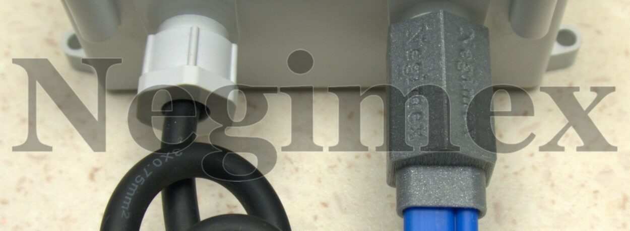 Entrée - sortie de cable pour boitier de démarrage - Vue 6